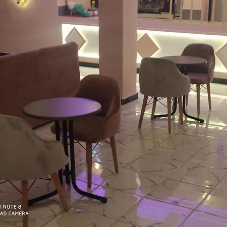Hotel La Coline 贝尼迈拉勒 外观 照片