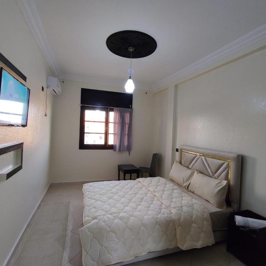 Hotel La Coline 贝尼迈拉勒 外观 照片